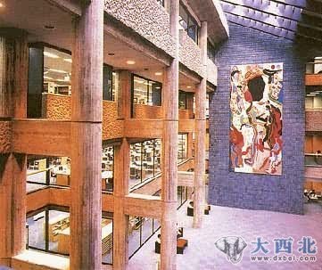 日本国立国会图书馆内景
