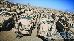 美军撤离伊拉克时遗留的大量军用物资。 图/CFP
