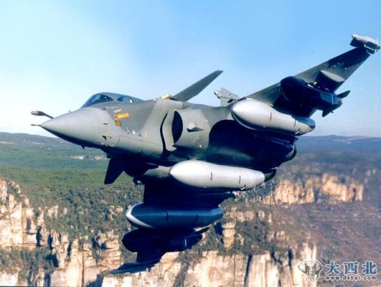 资料图：法国达索公司生产的阵风式战斗机。