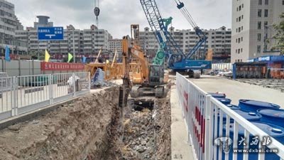 轨道交通2号线一期工程雁园路站开始车站主体结构地连墙施工