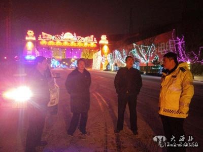 东岗交警节后交通秩序大整治